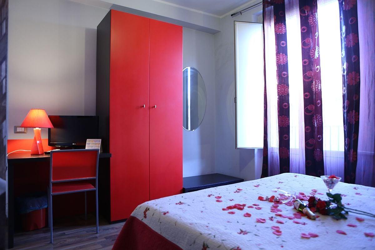 Le 3 B Bed & Breakfast Catania Bagian luar foto
