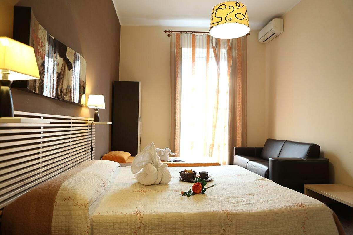 Le 3 B Bed & Breakfast Catania Bagian luar foto