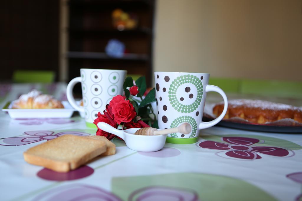 Le 3 B Bed & Breakfast Catania Bagian luar foto